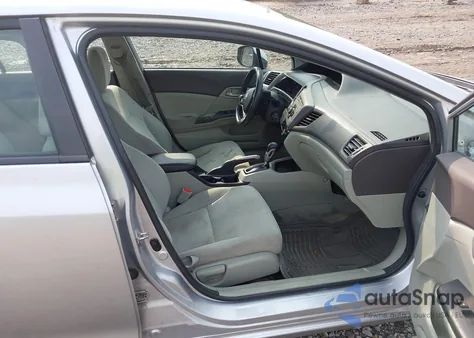 2012 Honda Civic Lx z USA, uszkodzony, nr VIN 19XFB2F59CE352346